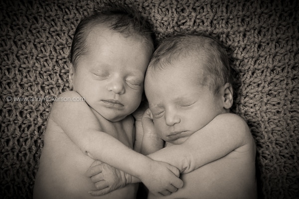 newborn-twins-photoshoot