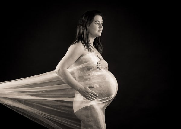 black-and-white-maternity-photograph